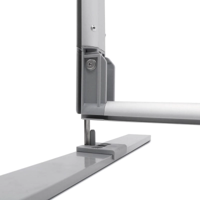 Montaż stalowej stopy do ramy FlexFrame
