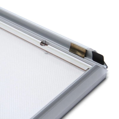 Otwieranie ramki Led