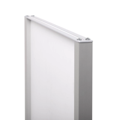 Srebrny totem Panel Plus - widok z boku Srebrny totem Panel Plus - widok z boku