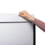 Montaż panelu graficznego w czarnej ramie Panel Plus Montaż panelu graficznego w czarnej ramie Panel Plus