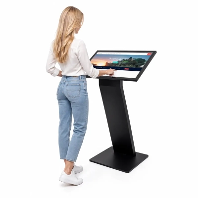 Kiosk multimedialny z monitorem Samsung 32" StreamLine