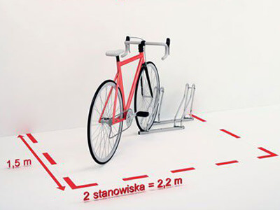 Ustawienie rowerów pod kątem 45 stopni w stojaku Multibike 2 Dwa rowery ustawione pod kątem 45 stopni w stojaku Multibike 2