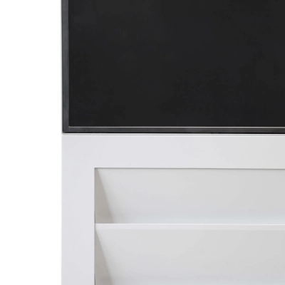 Biały totem multimedialny Smart Line z materiałami A4